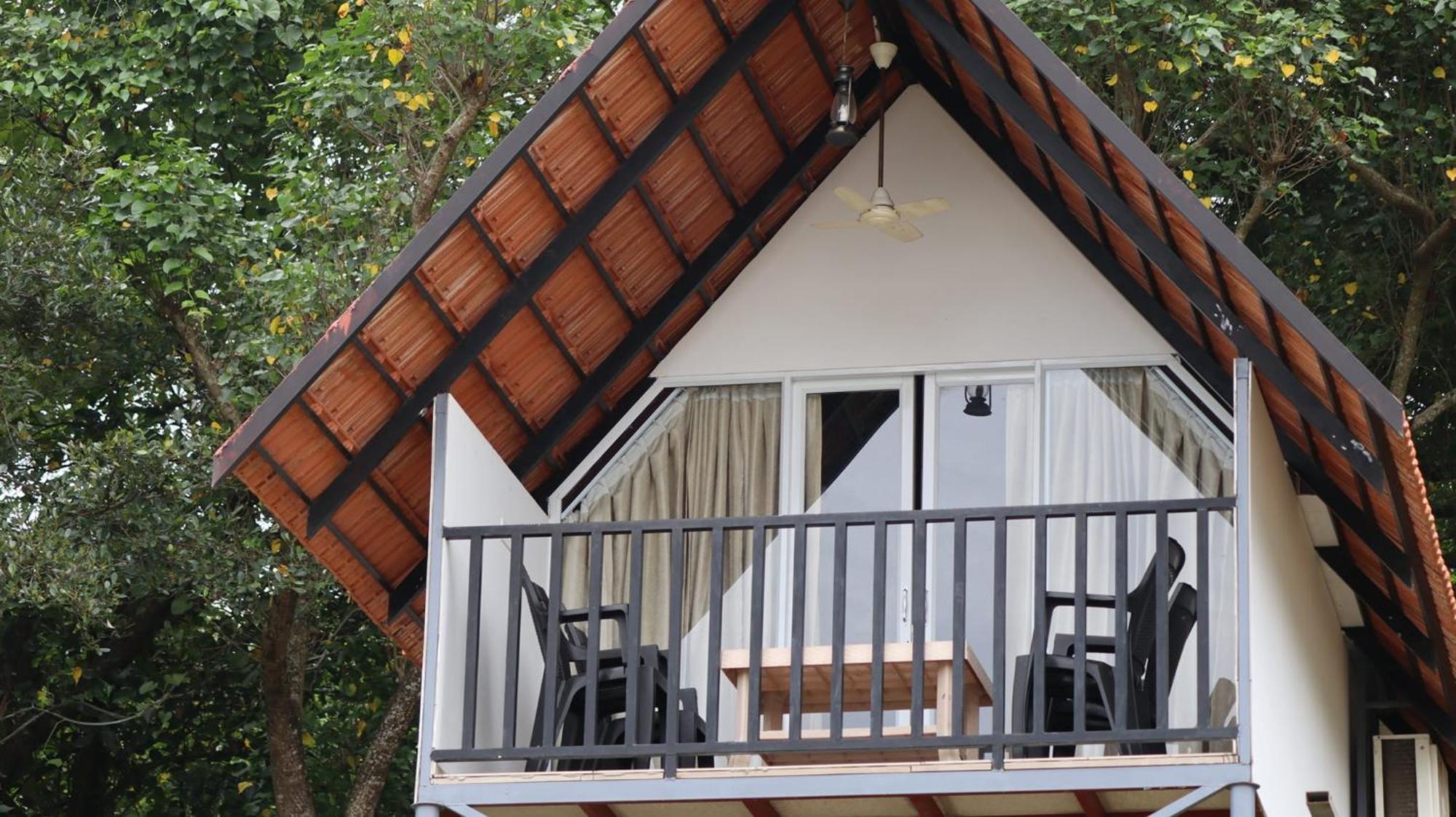 Ripples Backwater Resort, Kollam Bagian luar foto